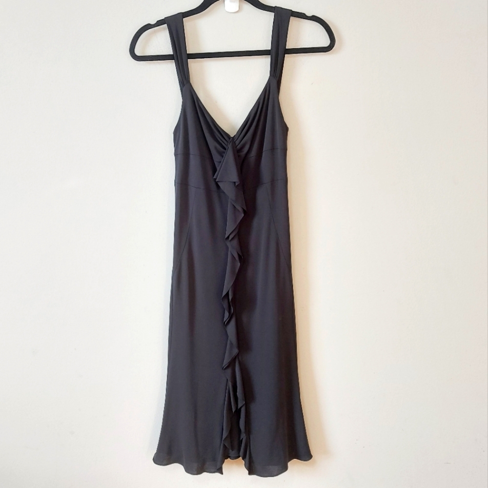 Lida Baday Stretch Knit Front Line Cocktail Ruffle Sleeveless Dress Medium Black